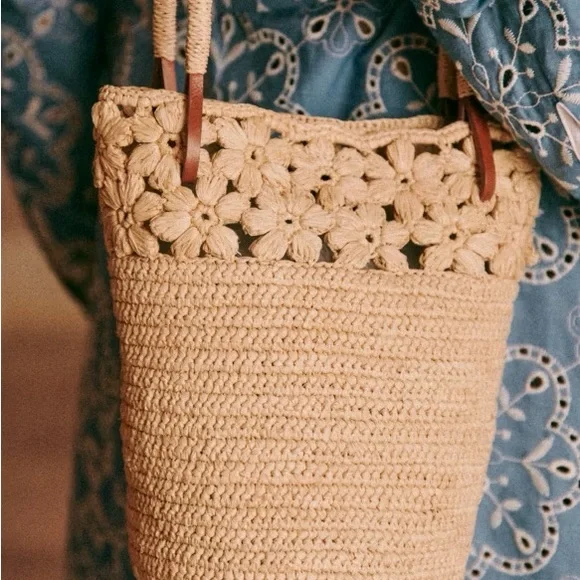 Sezane Josie Basket, Natural Flower Raffia - Picture 2 of 14